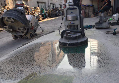 Các Yếu Tố Ảnh Hưởng Đến Báo Giá Mài Bóng Nền Nhà Xưởng Mới Nhất 2024