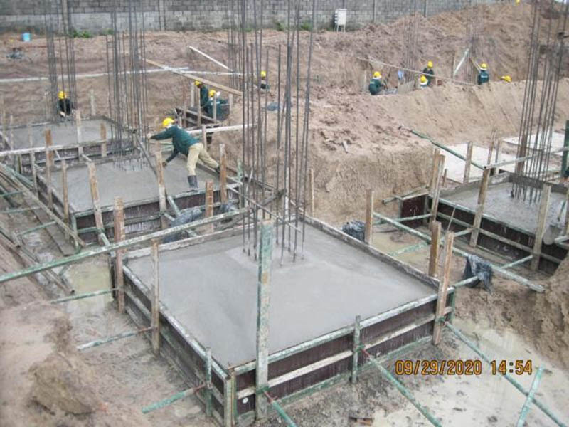 Thi công lớp bê tông nền